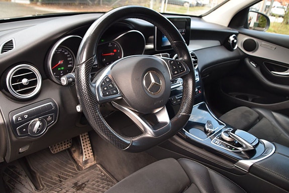Mercedes-Benz GLC220 d 20 of 26