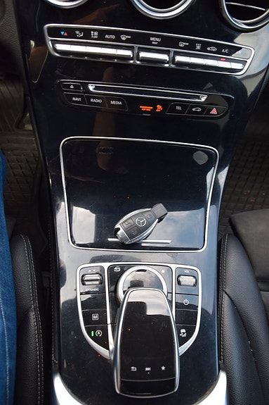 Mercedes-Benz GLC220 d 18 of 26