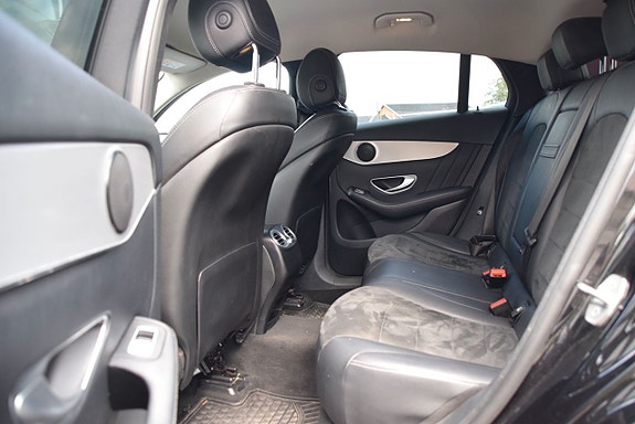 Mercedes-Benz GLC220 d 10 of 26