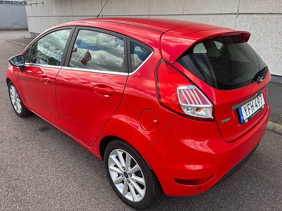 Ford Fiesta 4 of 18