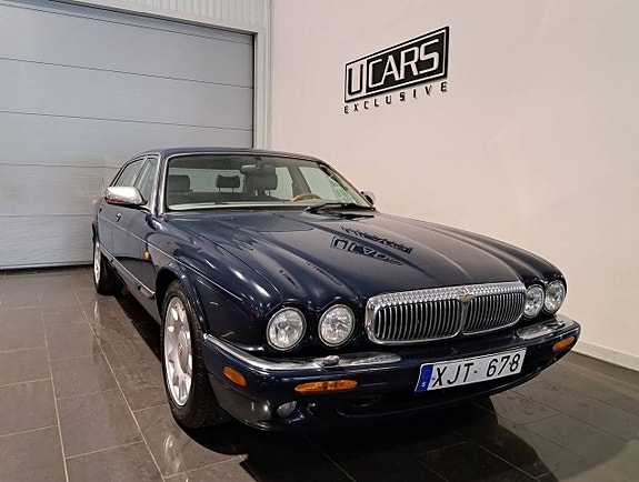 Jaguar XJ 3 of 26