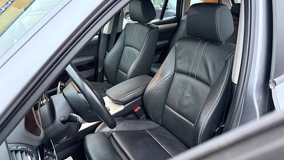 BMW X3 28 of 29