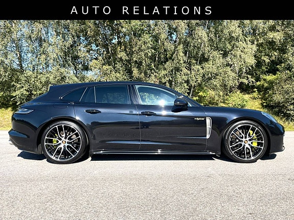 Porsche Panamera 4 8 of 10