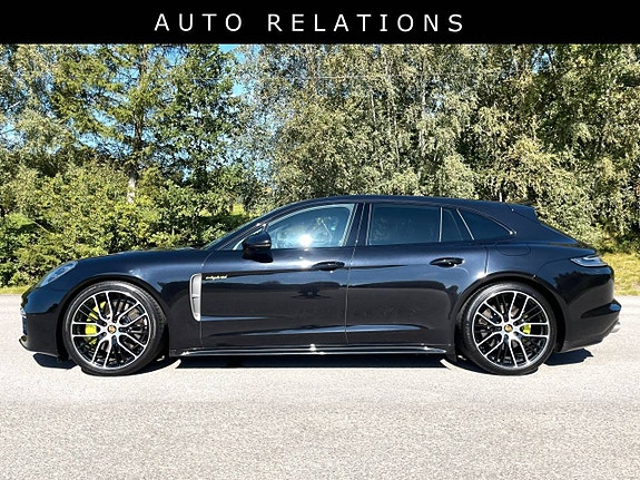 Porsche Panamera 4 9 of 10