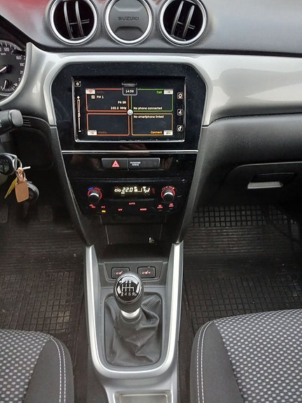 Suzuki Vitara 11 of 14