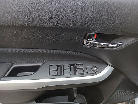 Suzuki Vitara 14 of 14
