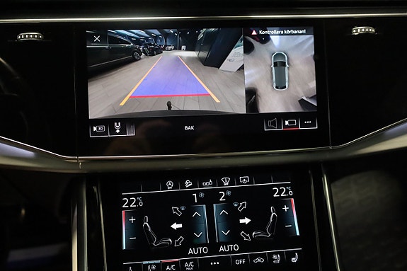 Audi SQ8 13 of 14