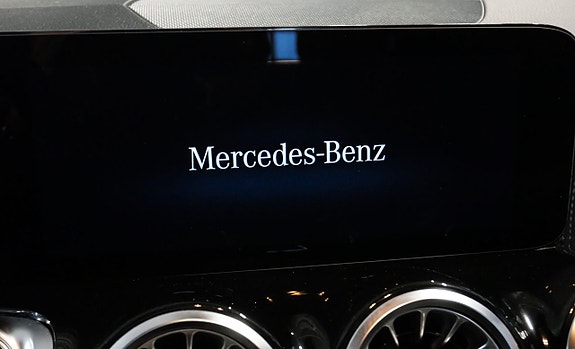 Mercedes-Benz EQB250+ 14 of 27