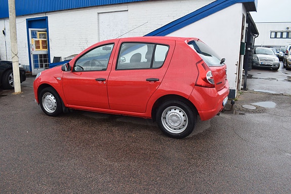 Dacia Sandero 5 of 5