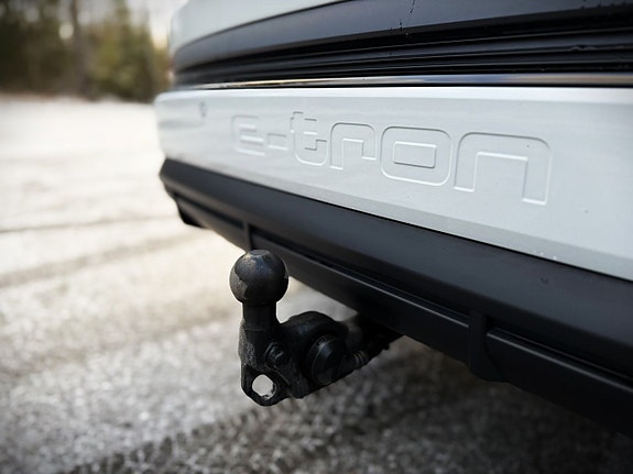 Audi Q4 e-tron 13 of 27