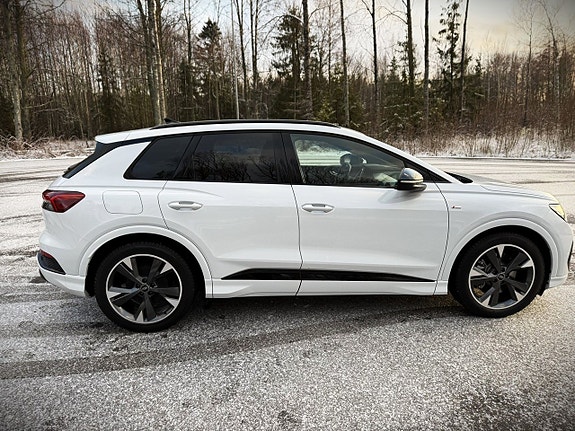 Audi Q4 e-tron 7 of 27