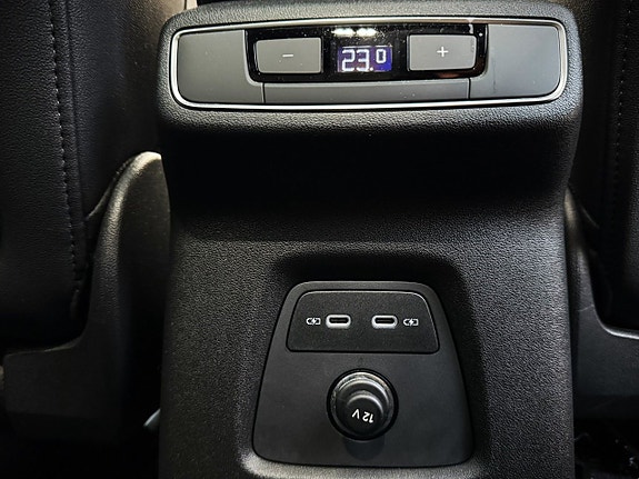 Audi Q4 e-tron 25 of 27