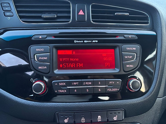 Kia Ceed 12 of 13
