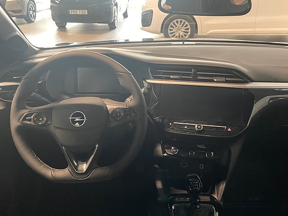 Opel Corsa 17 of 23