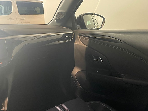 Opel Corsa 16 of 23