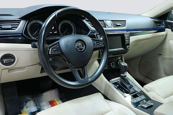 Skoda Superb 10 of 25
