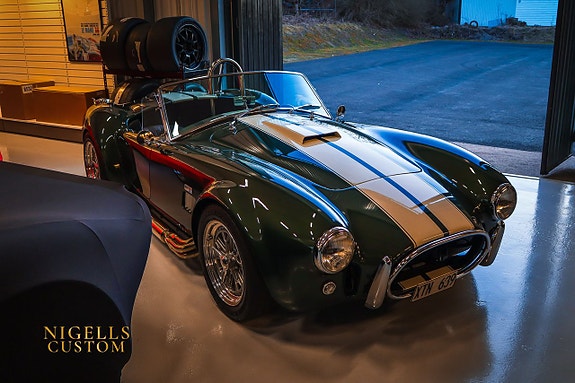 AC Cobra 6 of 20