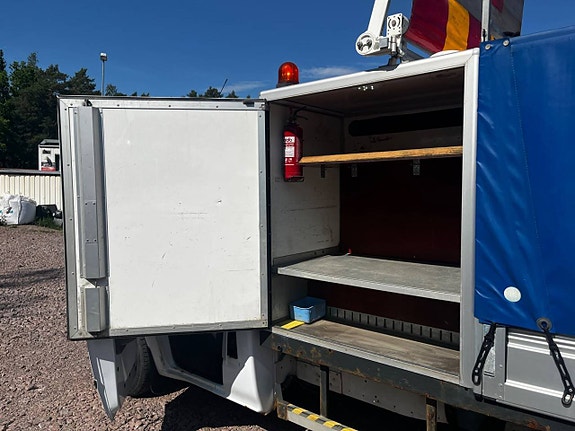 Ford Transit 9 of 25