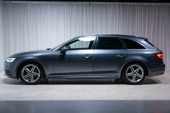 Audi A4 4 of 5