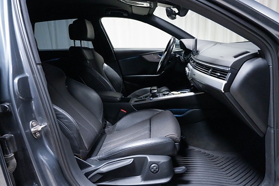 Audi A4 10 of 16