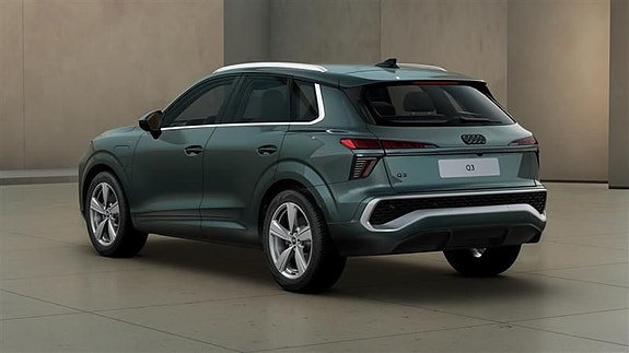 Audi Q3 4 of 5