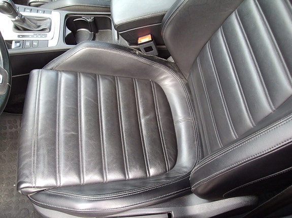 Volkswagen Passat 9 of 10