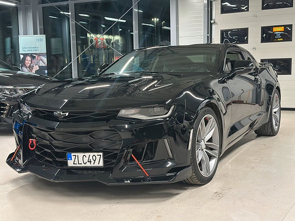 Chevrolet Camaro SS 2 of 5