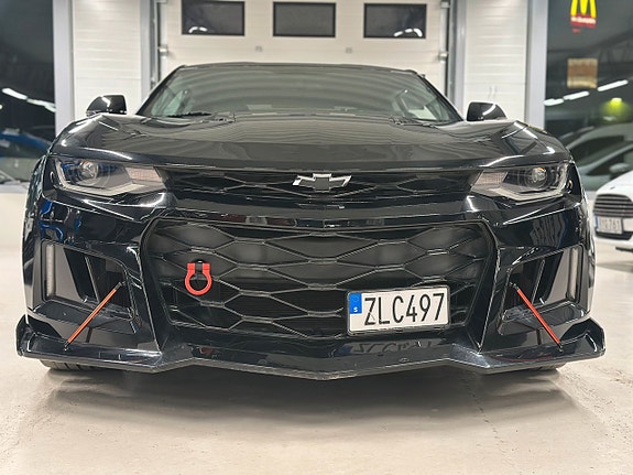 Chevrolet Camaro SS 3 of 5