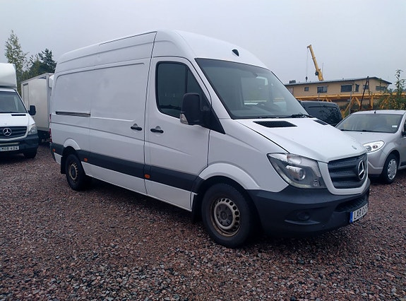 Mercedes-Benz Sprinter 319 4 of 14