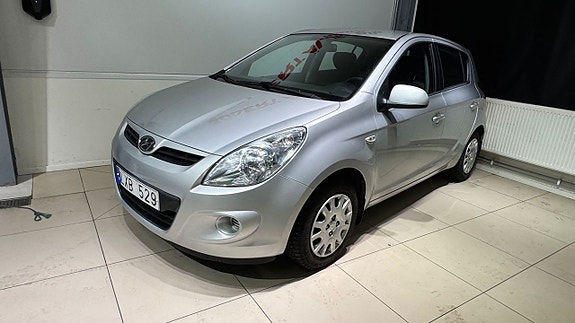 Hyundai i20 3 of 5