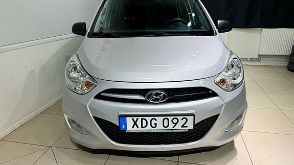 Hyundai i10 13 of 16