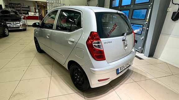 Hyundai i10 6 of 16