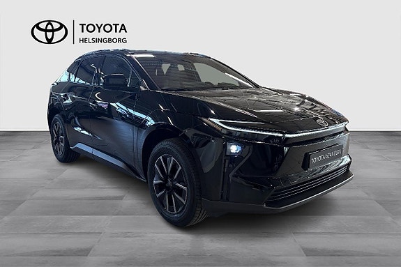 Toyota bZ4X 3 of 12