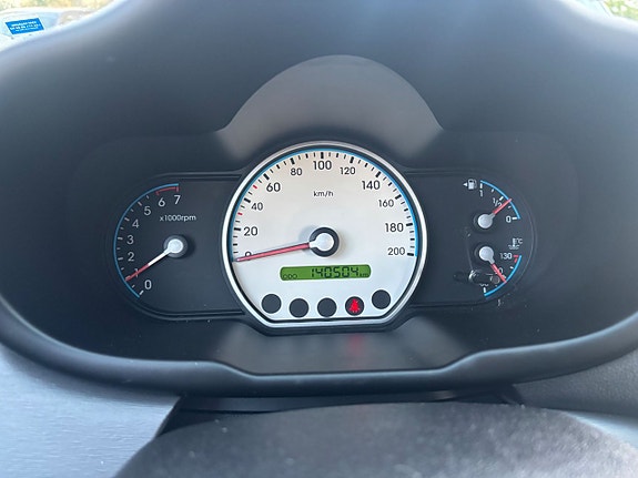Hyundai i10 10 of 10