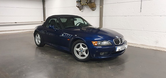 BMW Z3 2 of 5