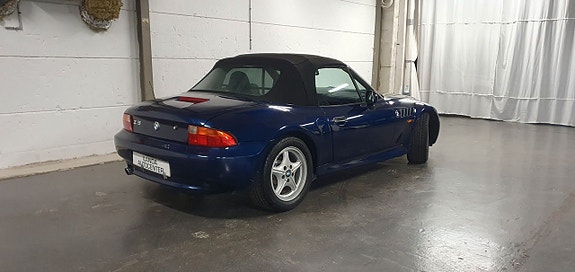 BMW Z3 5 of 5