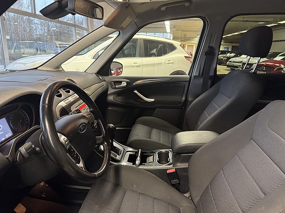 Ford Galaxy 5 of 5