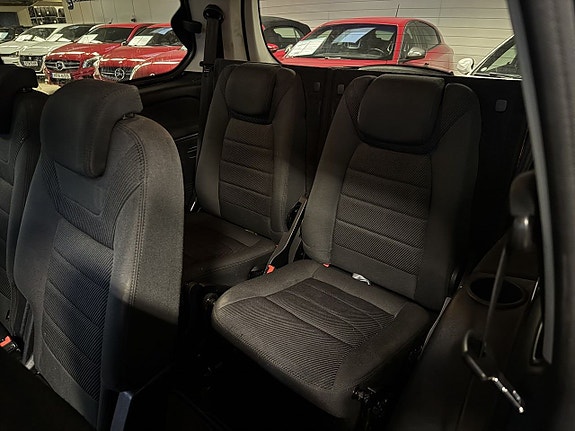 Ford Galaxy 8 of 15