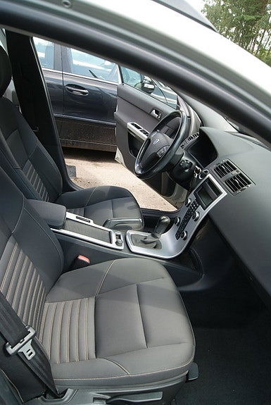 Volvo V50 9 of 12