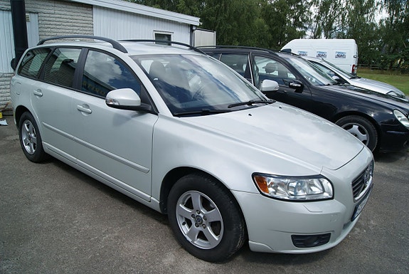 Volvo V50 6 of 12