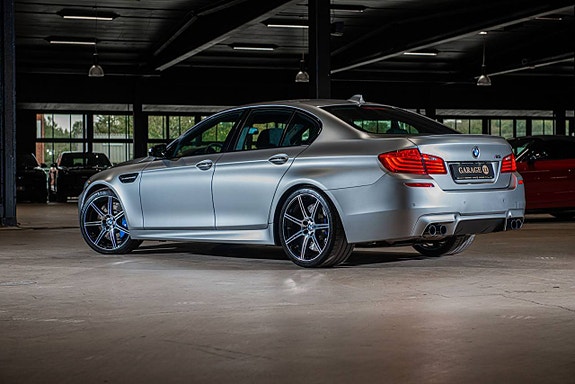 BMW M5 4 of 30