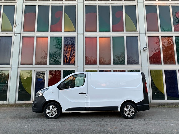 Opel Vivaro 11 of 14