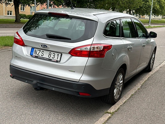 Ford Focus 8 of 16