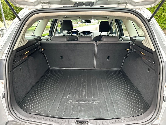 Ford Focus 10 of 16