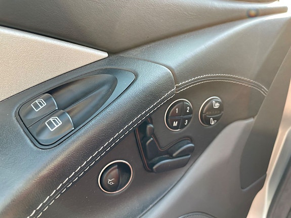 Mercedes-Benz SL55 7 of 10