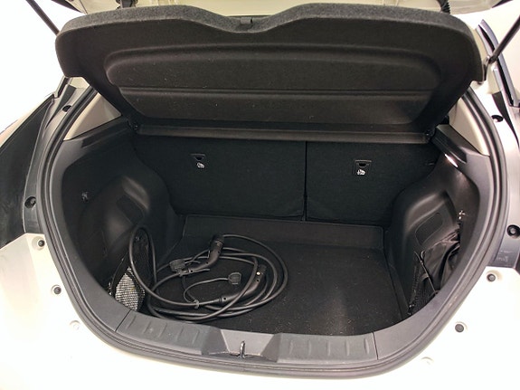Nissan Leaf 6 of 6