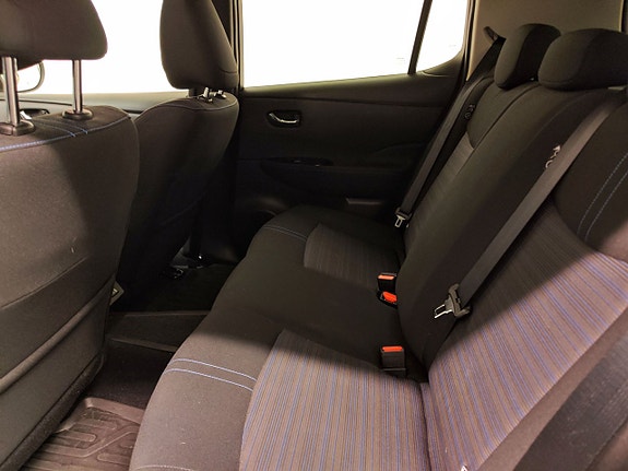 Nissan Leaf 5 of 5