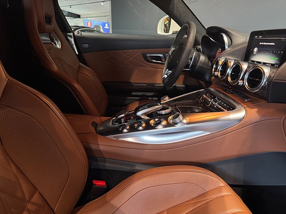 Mercedes-Benz AMG GT Roadster 19 of 21