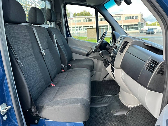Mercedes-Benz Sprinter 211 12 of 18
