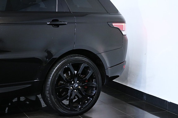 Land Rover Range Rover Sport 24 of 24